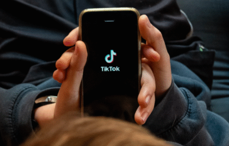 Venda do TikTok nos EUA perde parceiro estratégico e pode atrasar negociação TIKTOK PORTAL PUBLICITARIO