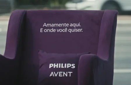 Philips Avent lança campanha para incentivar amamentação em público Philips Avent lança campanha para incentivar amamentação em público