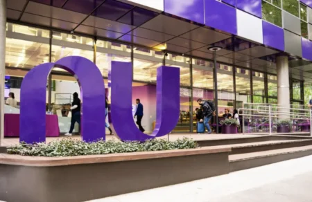 87. nubank branding setor financeiro
