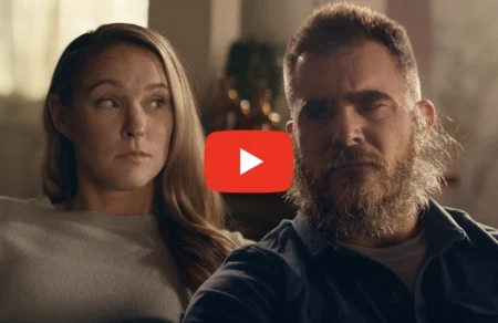 Youtube tira onda com TV tradicional no comercial do Super Bowl 120. youtube comercial super bowl tv tradicional
