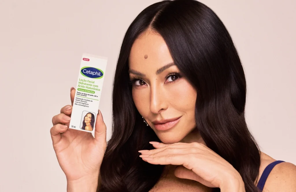 Sabrina Sato e Cetaphil lançam novo hidratante facial