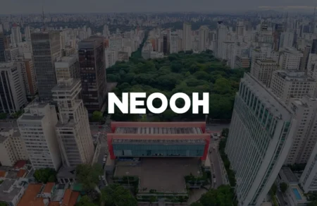 98. neooh administra midias parques avenida paulista
