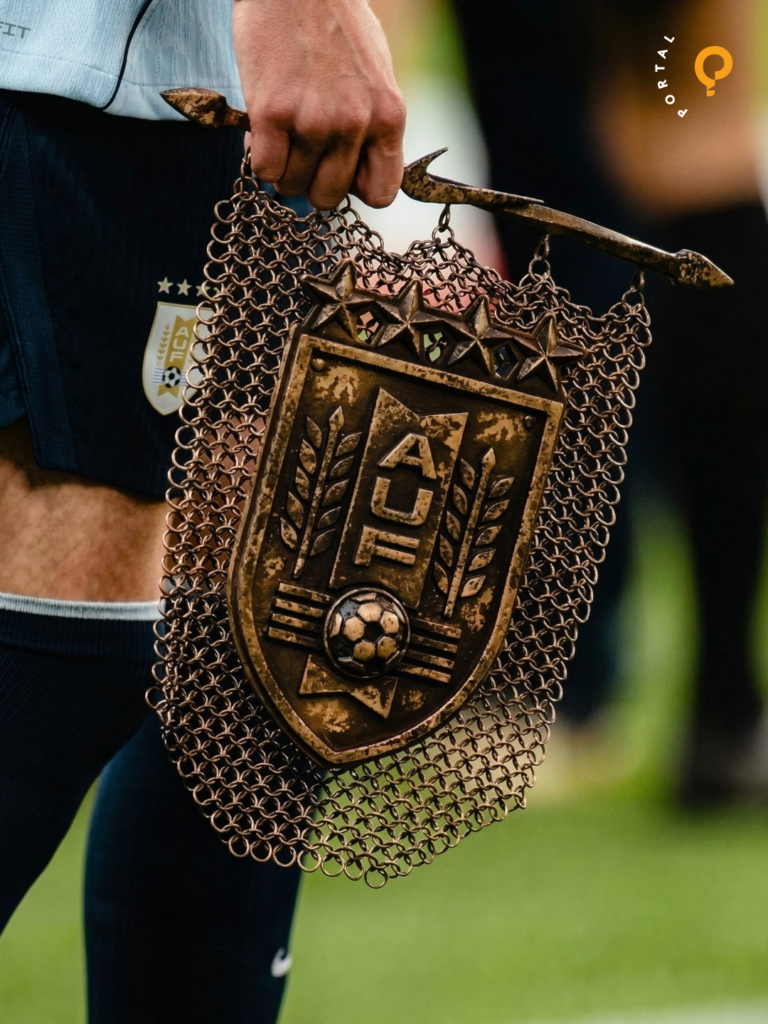 Nike faz flâmula da Seleção Uruguaia em formato de escudo 2 05 2