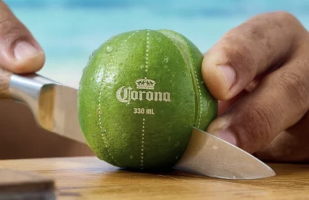 Corona fez um guia de corte a laser para cortar o limão perfeitamente 294. corona guia corte limao