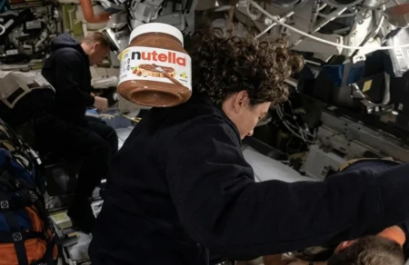 Nutella na NASA: Pote aparece flutuando em transmissão da Artemis II 371. nutella nasa 3