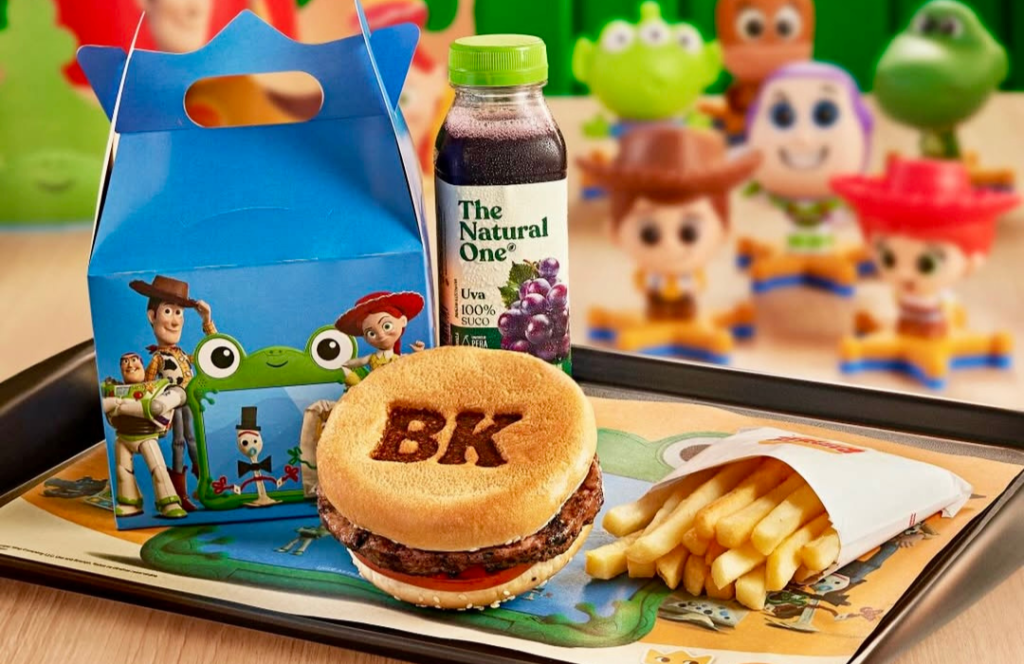 Burger King lança colecionáveis de Toy Story 5 no King Jr bk toy story