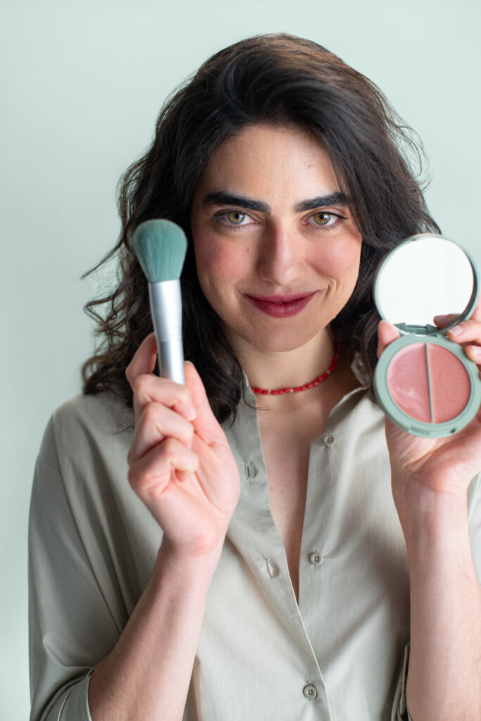Tamara Klink é nova embaixadora da CARE 3 produtos tamara klink 2026 06 versao mais recente 1.jpg