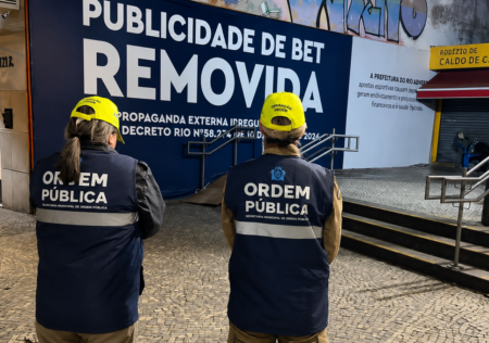 Rio e Belo Horizonte proíbem publicidade de bets em espaços públicos. Entenda os decretos e o que muda para o OOH.