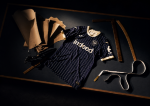 Igor Thiago estrela uniforme do Brentford inspirado em Kingsman Igor Thiago estrela campanha do Brentford que veste o clube inglês com a estética do filme Kingsman