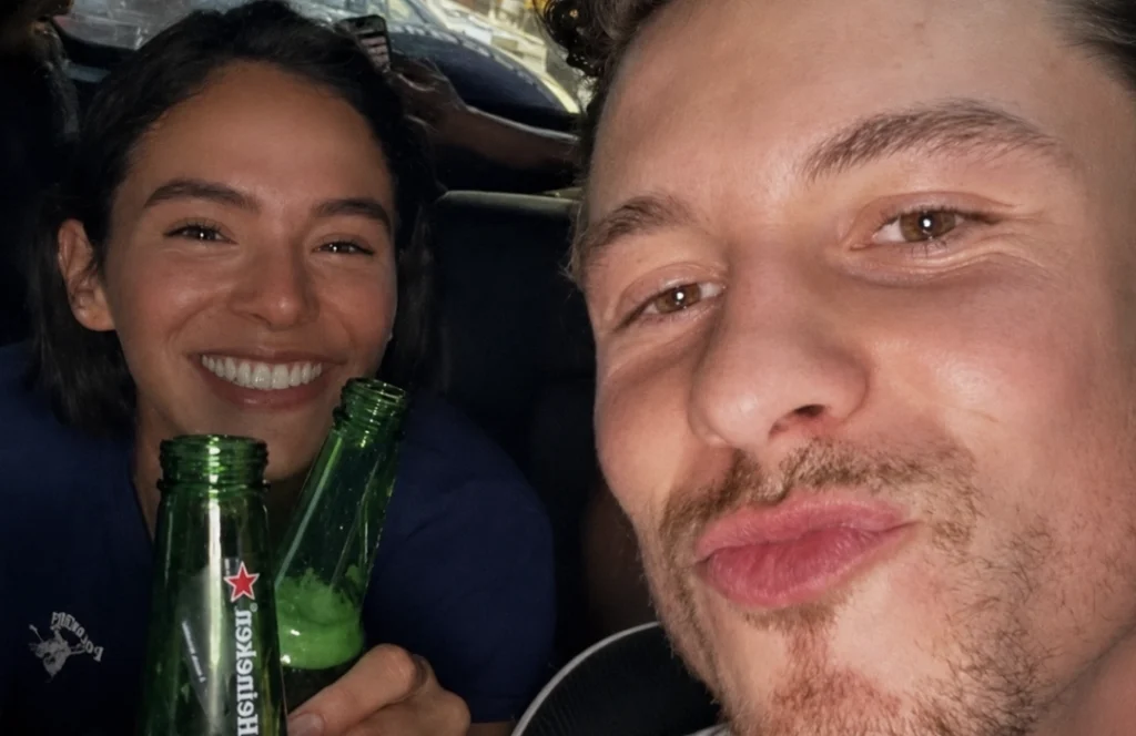 Heineken e Corona trocam farpas depois de foto de Marquezine e Shawn Mendes 76. heineken corona foto bruna marquezine shawn mendes