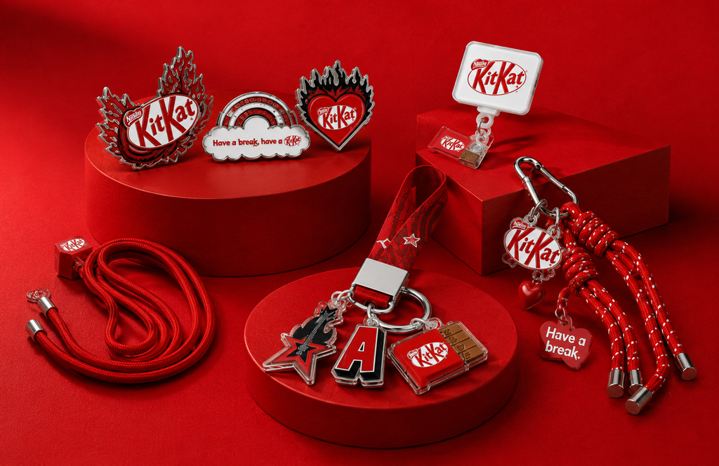 Brindes KitKat terão customização no Rock in Rio 1 Brindes KitKat terão customização, fila virtual e máquina de garras em estande de três andares diante do Palco Mundo no Rock in Rio.