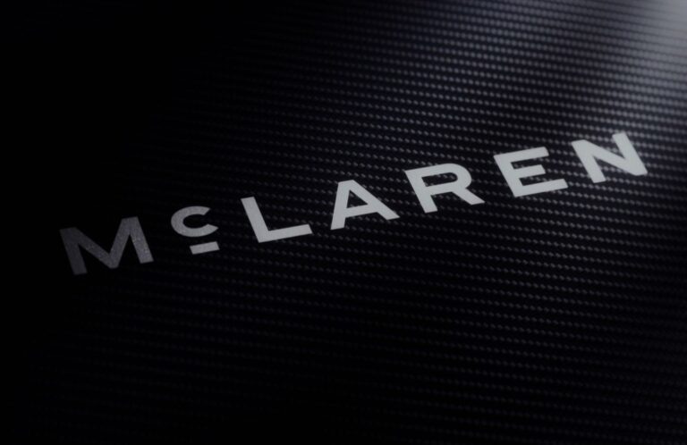 McLaren mudou a sua identidade para algo mais minimalista