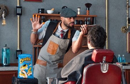 CHEETOS® lança nova versão da campanha “Dedos de CHEETOS®” capa melhorada 1789616168433