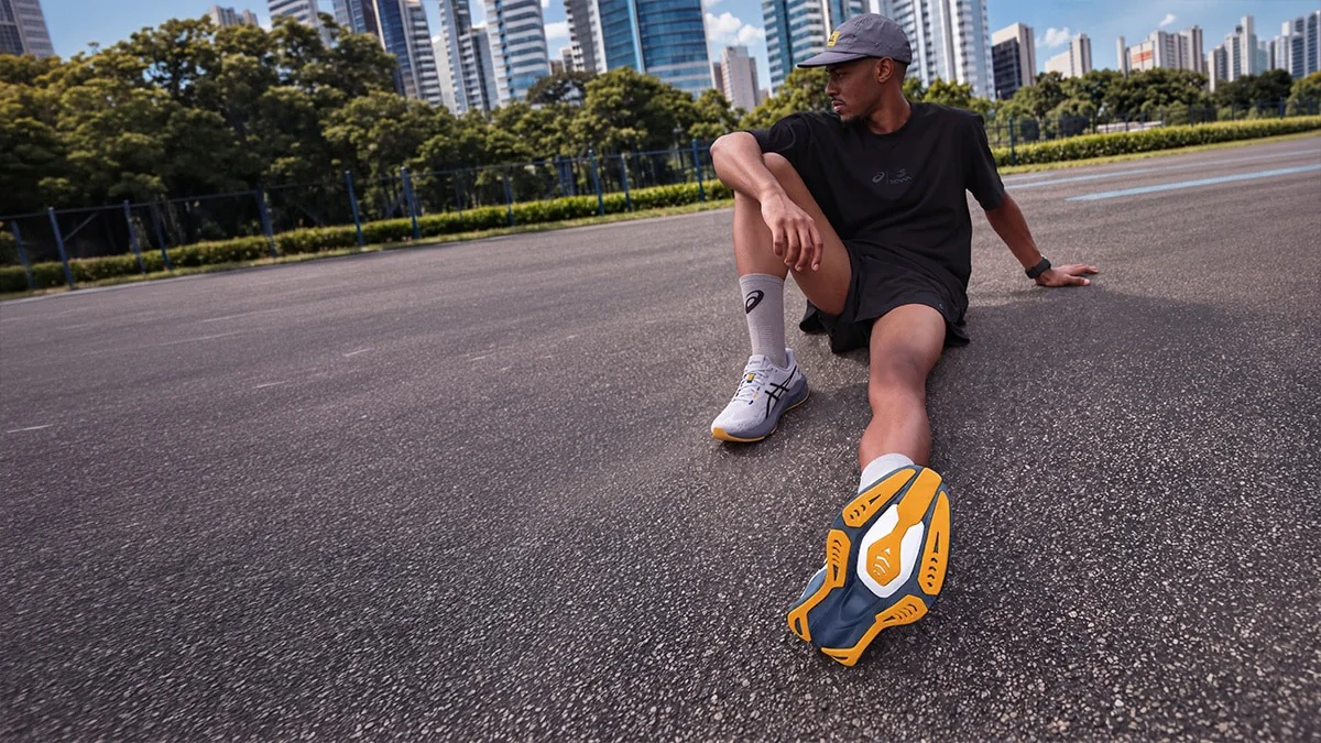 ASICS Senna: Novablast 6 homenageia Interlagos