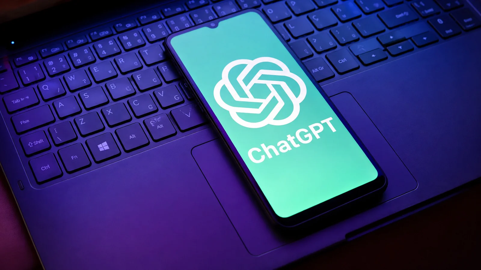Smartphone com ChatGPT usado em compras de fim de ano