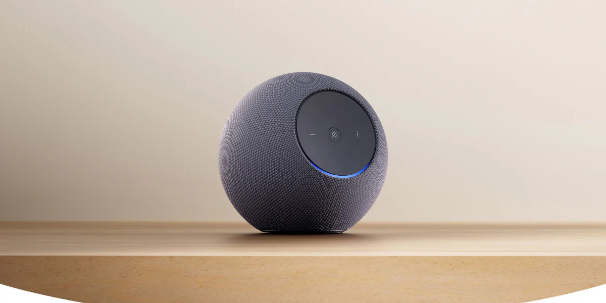 Nova Echo Dot chega ao Brasil com tela, IA e áudio aprimorado