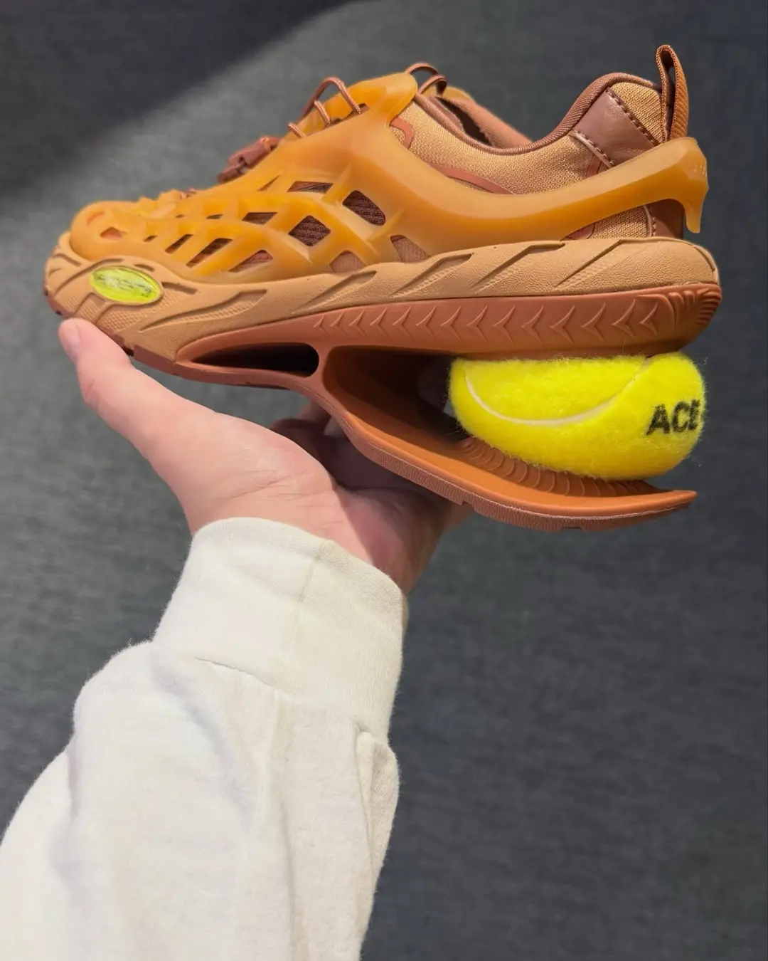 lacoste ace t1 balle tennis 9 jpg