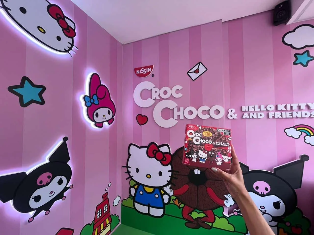 Nissin lança Croc Choco e entra no mercado de chocolates 3 Croc Choco na CrocChocolândia com Hello Kitty and Friends
