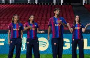 FC Barcelona usa logo GOLF de Tyler no El Clásico