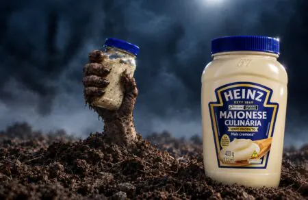 Heinz faz ação de Halloween com troca de maionese concorrente