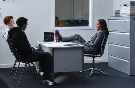 Nike e Corteiz zoam a publicidade no Shox R419