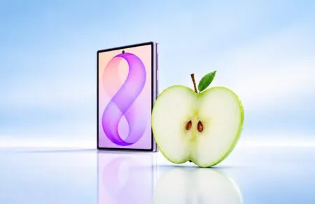 Samsung alfineta Apple em comercial do Fold 8 Samsung alfineta Apple em comercial do Fold 8